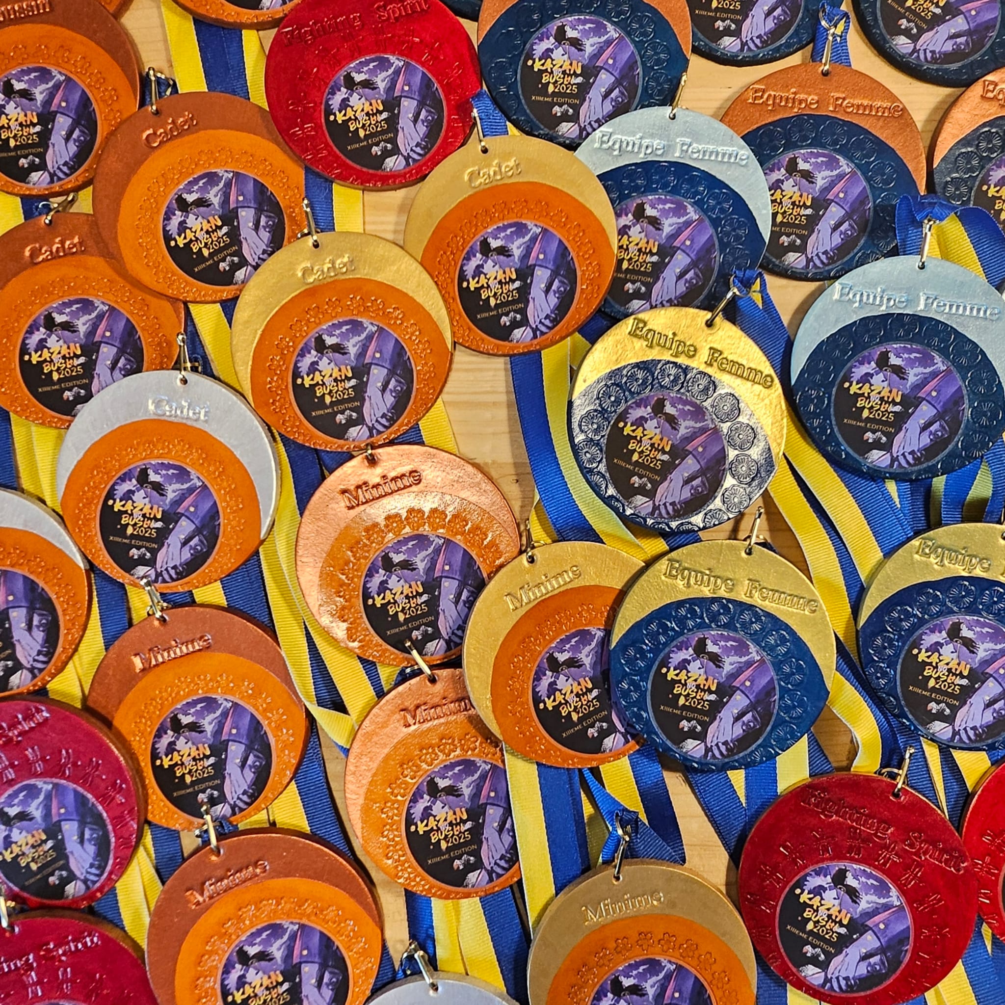 Médailles sportives originales en cuir, faites à la main, artisanales